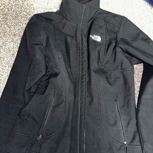 Medium Women’s North Face Jacket